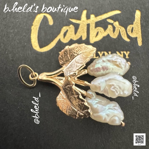 💫SOLD💫 Catbird x Vito’s Gems New York Mulberry Charm Solid 14K Gold 3RicePearls - Picture 9 of 17